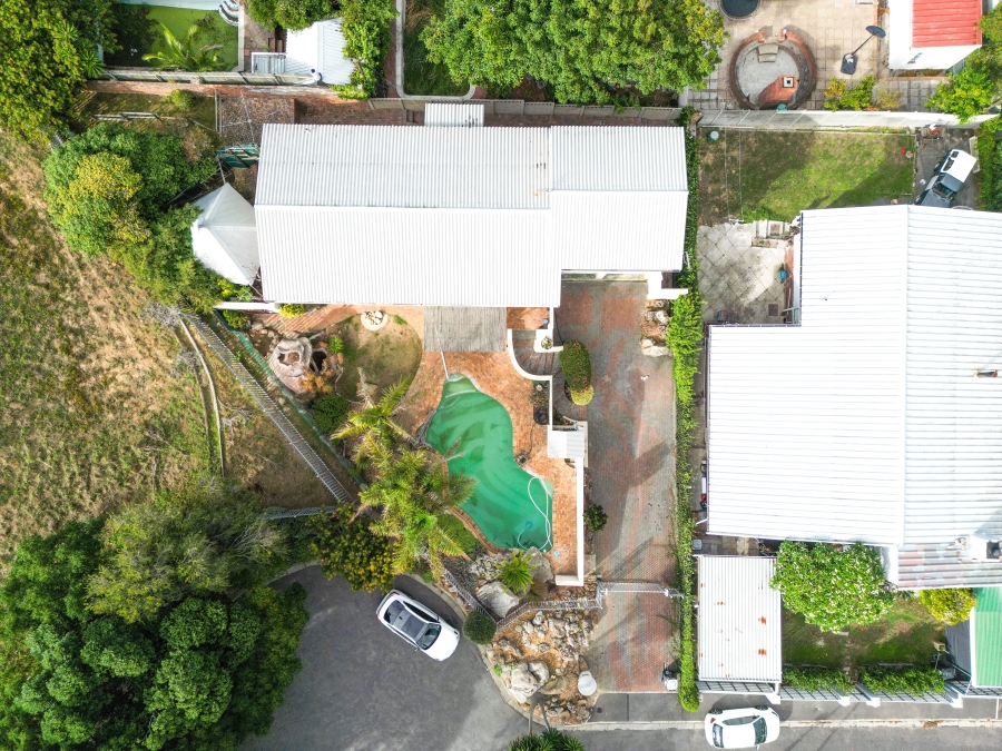 4 Bedroom Property for Sale in Avondale Western Cape